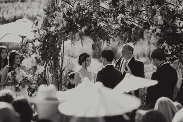 floral-and-feminine-malibu-wedding-at-saddlerock-ranch-19