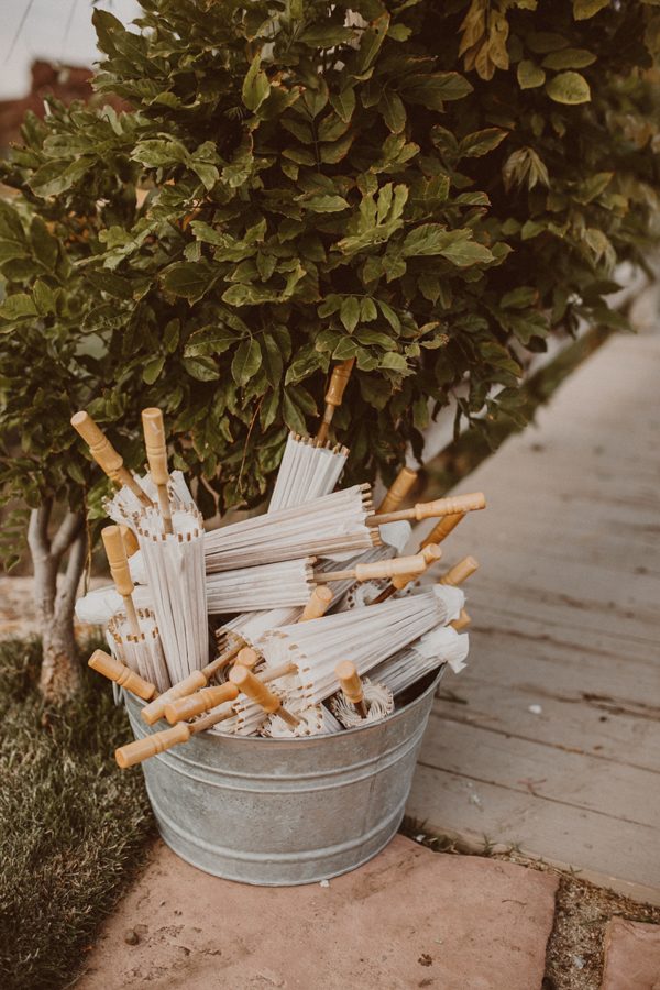 floral-and-feminine-malibu-wedding-at-saddlerock-ranch-39