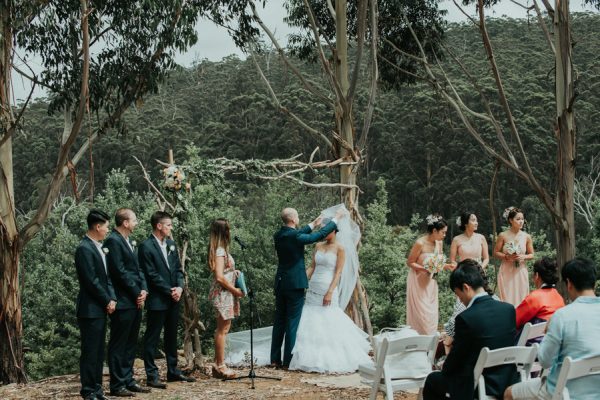 multicultural-pemberton-wedding-in-the-australian-bush-16