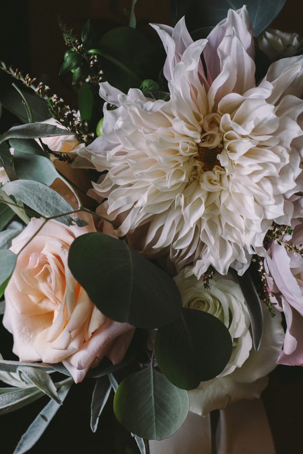 organic-and-ethereal-georgia-wedding-at-sweet-meadow-farms-at-beech-creek-15