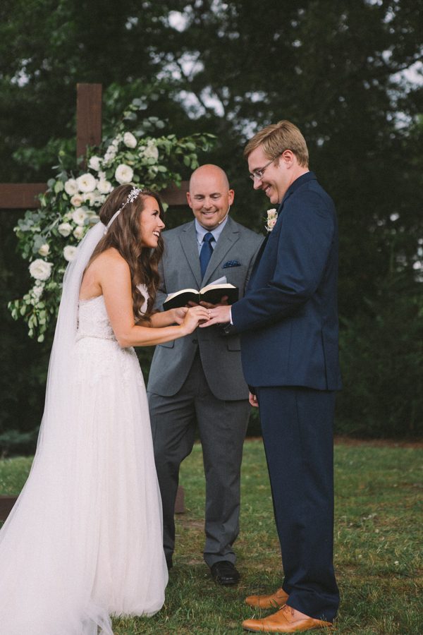 organic-and-ethereal-georgia-wedding-at-sweet-meadow-farms-at-beech-creek-21