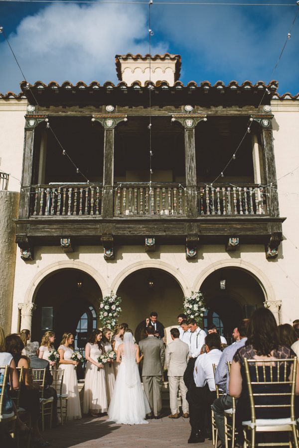 powel-crosley-estate-set-the-scene-for-this-glitzy-florida-wedding-35