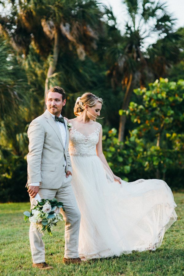 powel-crosley-estate-set-the-scene-for-this-glitzy-florida-wedding-8