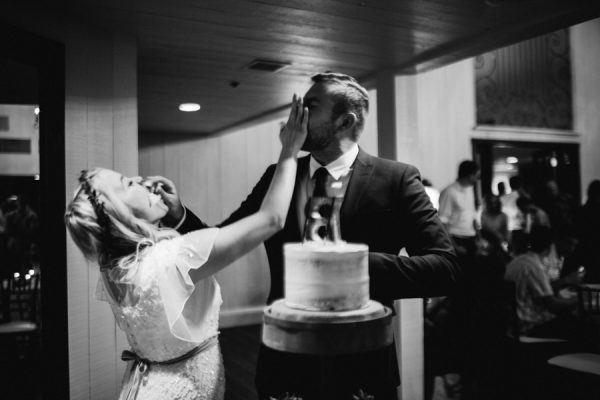 these-utah-newlyweds-made-a-pit-stop-at-in-n-out-before-their-reception-32