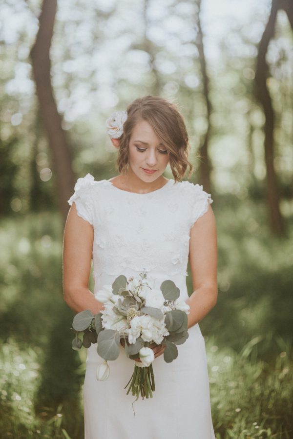 this-couple-achieved-a-dreamy-woodland-affair-for-their-lds-wedding-in-denver-31