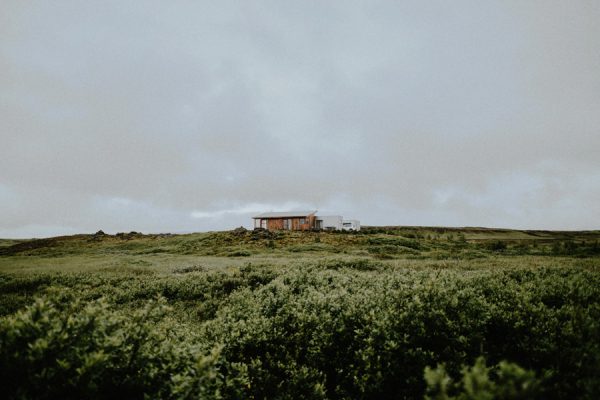 this-couple-crossed-iceland-off-their-bucket-list-with-a-destination-elopement-1