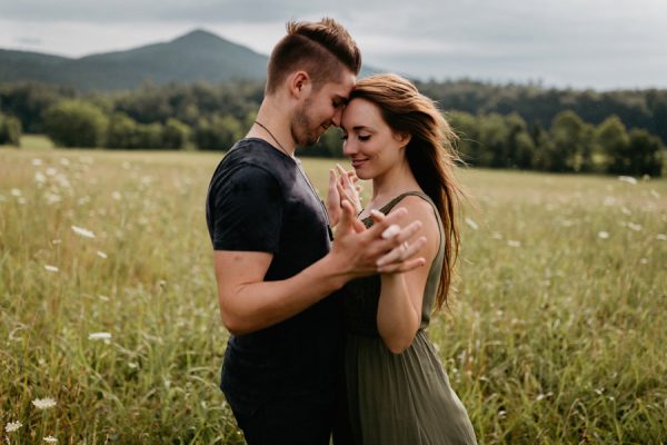 this-epic-blue-ridge-parkway-engagement-will-take-your-breath-away-9
