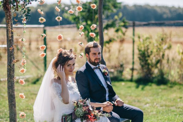 this-romanian-wedding-has-all-the-autumn-decor-inspiration-you-need-20