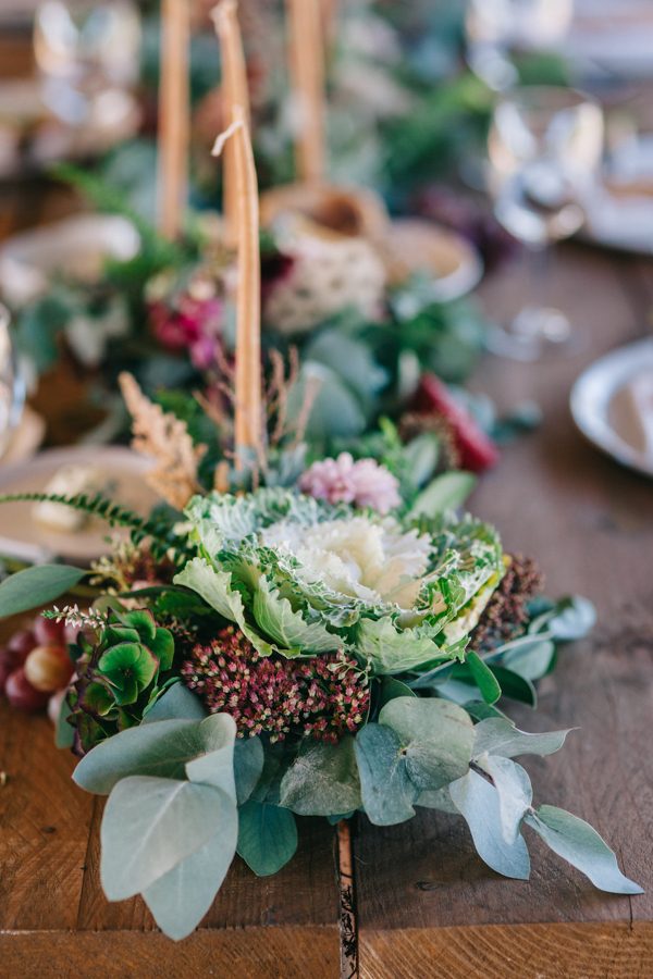 this-romanian-wedding-has-all-the-autumn-decor-inspiration-you-need-25