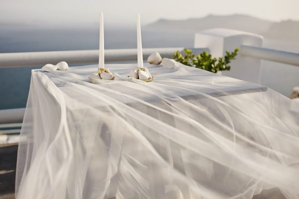 we-love-the-reason-why-this-couple-chose-santorini-for-their-destination-wedding-35