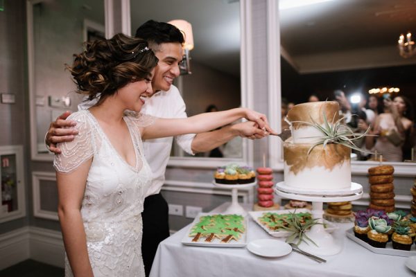 whimsical-black-white-palm-springs-wedding-avalon-hotel-14