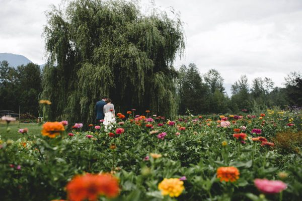 cozy-diy-british-columbia-wedding-in-shades-of-blue-bake-photography-17