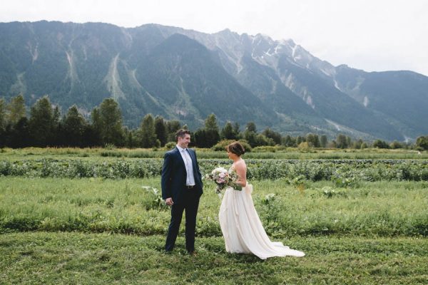 cozy-diy-british-columbia-wedding-in-shades-of-blue-bake-photography-21