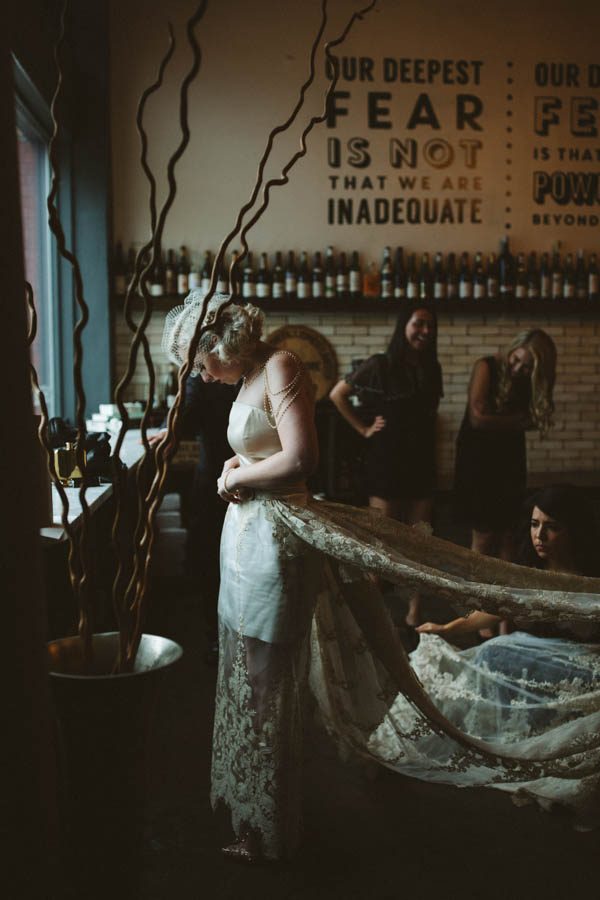 edgy-pittsburgh-wedding-at-bar-marco-hot-metal-studio-24