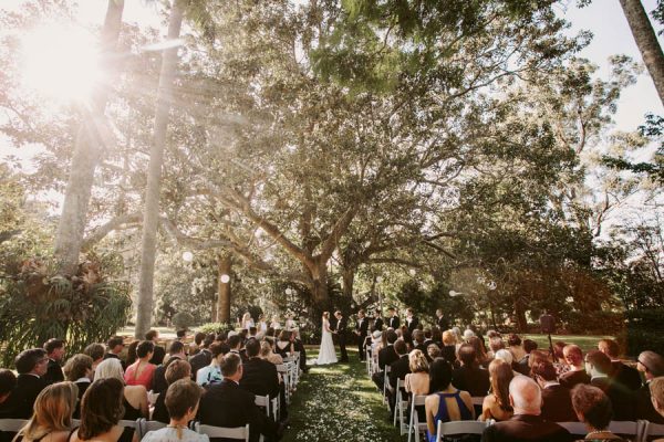 Elegant Green and White Queensland Wedding at Gabbinbar Homestead Edwina Robertson-11