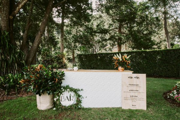 Elegant Green and White Queensland Wedding at Gabbinbar Homestead Edwina Robertson-26