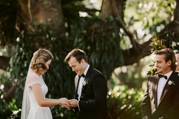 Elegant Green and White Queensland Wedding at Gabbinbar Homestead Edwina Robertson-32