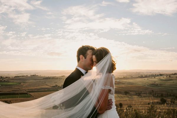 Elegant Green and White Queensland Wedding at Gabbinbar Homestead Edwina Robertson-36