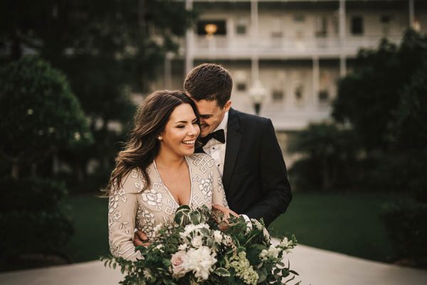 modern-classic-coronado-wedding-in-black-white-and-gold-brandi-potter-photography-16