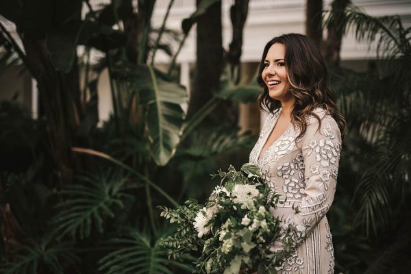 modern-classic-coronado-wedding-in-black-white-and-gold-brandi-potter-photography-25