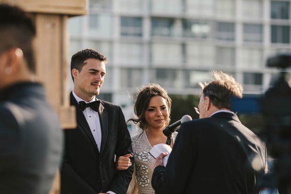 modern-classic-coronado-wedding-in-black-white-and-gold-brandi-potter-photography-31