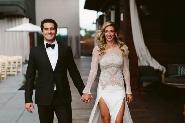 this-austin-rooftop-wedding-at-hotel-van-zandt-is-impossibly-glam-brandon-scott-photography-16