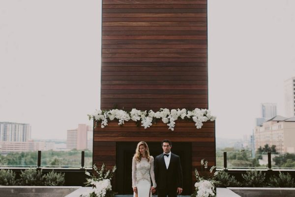 this-austin-rooftop-wedding-at-hotel-van-zandt-is-impossibly-glam-brandon-scott-photography-18