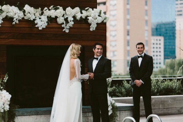 this-austin-rooftop-wedding-at-hotel-van-zandt-is-impossibly-glam-brandon-scott-photography-7
