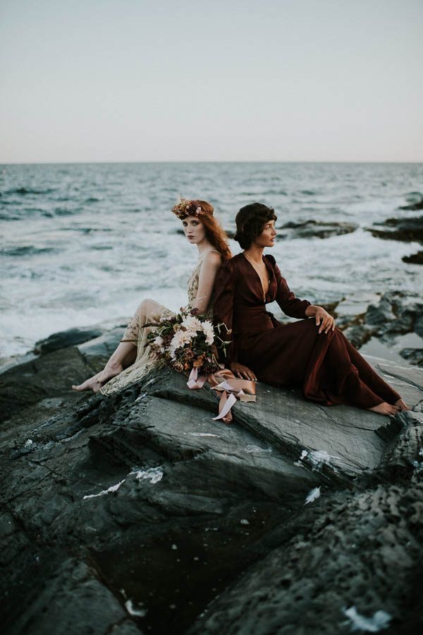 this-beachy-bridal-inspiration-has-a-moody-romantic-twist-allison-markova-photography-40