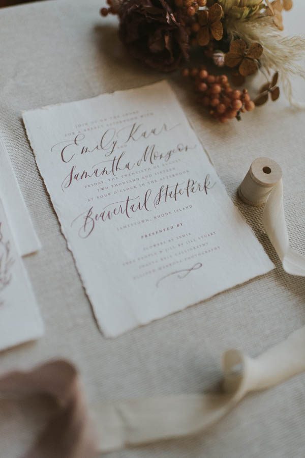 this-beachy-bridal-inspiration-has-a-moody-romantic-twist-allison-markova-photography-43