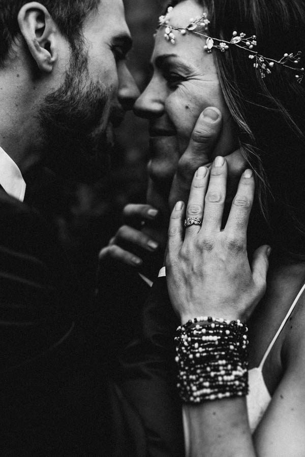 this-couple-took-a-romantic-mountain-hike-before-their-meridell-park-wedding-anni-graham-photography-12