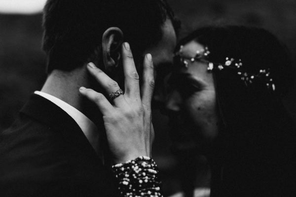 this-couple-took-a-romantic-mountain-hike-before-their-meridell-park-wedding-anni-graham-photography-14