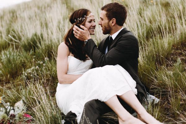 this-couple-took-a-romantic-mountain-hike-before-their-meridell-park-wedding-anni-graham-photography-29