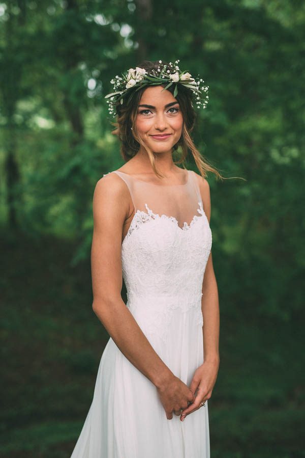 This Couple's Rainy Wedding Day at Castleton Farms is Too Pretty for Words The Image Is Found-12