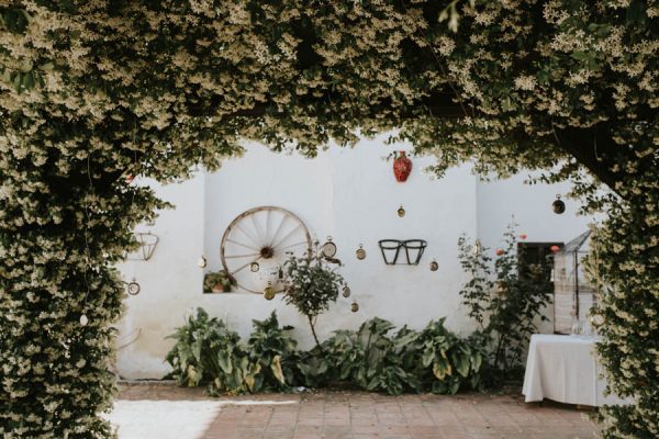 wonderland-inspired-wedding-in-andalusia-spain-sttilo-photography-1