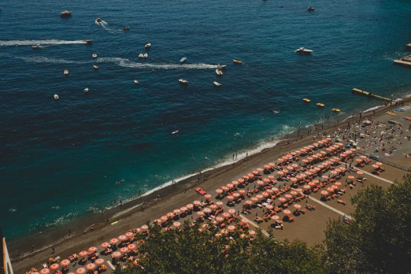 an-intimate-amalfi-coast-wedding-that-doesnt-skimp-on-style-2