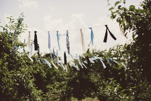 baby-blue-michigan-wedding-on-an-apple-orchard-18