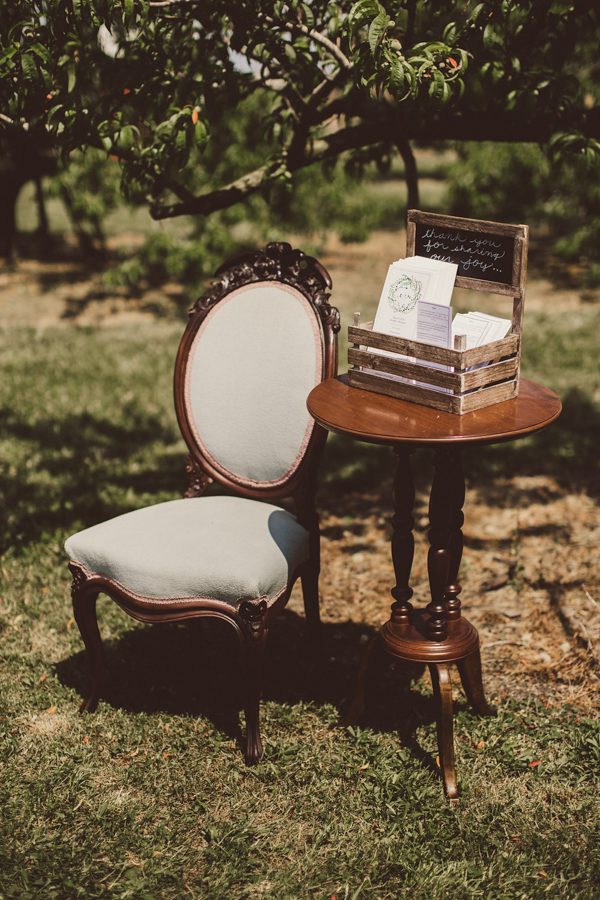 baby-blue-michigan-wedding-on-an-apple-orchard-20