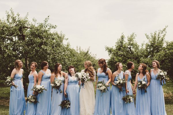 baby-blue-michigan-wedding-on-an-apple-orchard-8