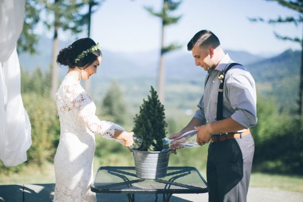 charming-pnw-wedding-anderson-lodge-7