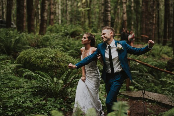 cozy-mount-rainier-wedding-at-the-wellspring-spa-20