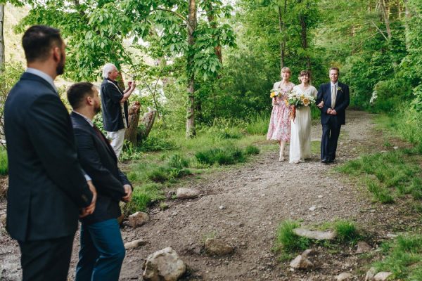 creative-somerville-massachusetts-wedding-at-warehouse-xi-16