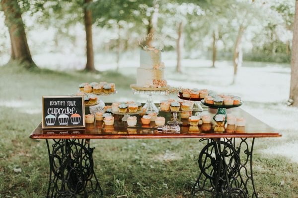 dreamy-coral-and-mint-missouri-wedding-in-the-woods-10