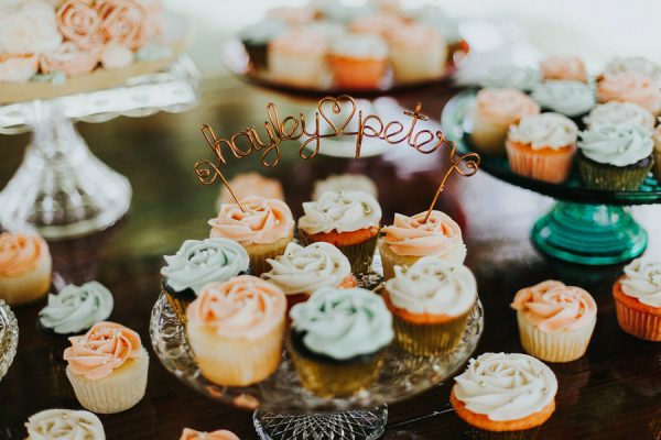 dreamy-coral-and-mint-missouri-wedding-in-the-woods-13
