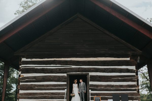 dreamy-coral-and-mint-missouri-wedding-in-the-woods-25