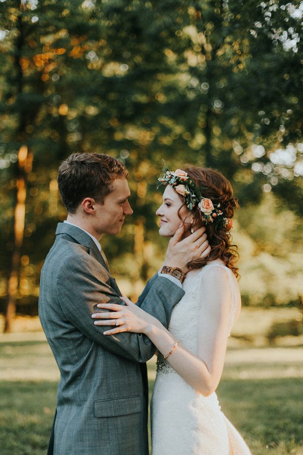 dreamy-coral-and-mint-missouri-wedding-in-the-woods-40