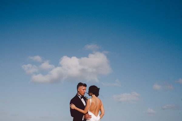 elegant-tulum-destination-wedding-in-black-white-18