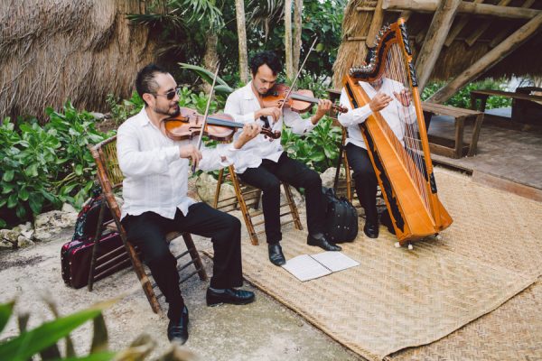 elegant-tulum-destination-wedding-in-black-white-8-2