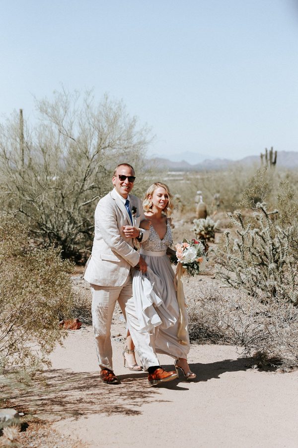 fashion-forward-scottsdale-wedding-in-black-grey-and-rose-gold-15