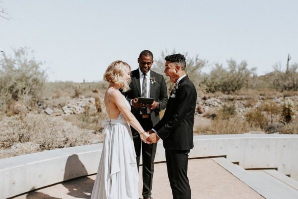 fashion-forward-scottsdale-wedding-in-black-grey-and-rose-gold-16